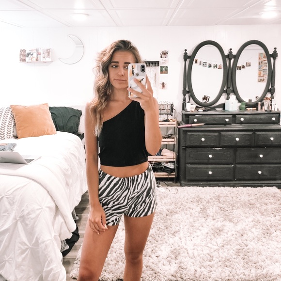 Urban Outfitters Pants - Zebra High Waisted Comfy Shorts!!